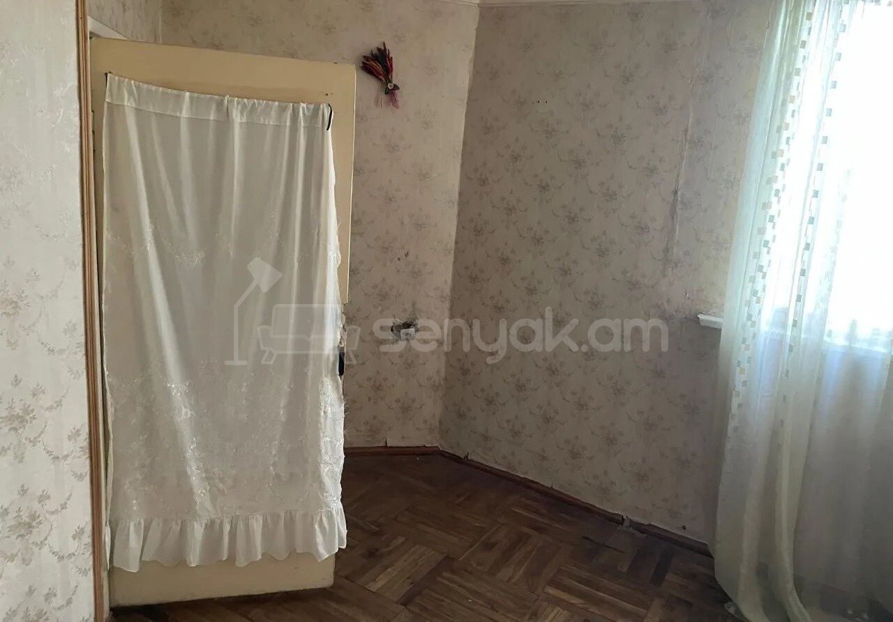 2 Սենյականոց Բնակարան, 70քմ, 4/16 հարկ, Պետական Վիճակում, Կահավորված