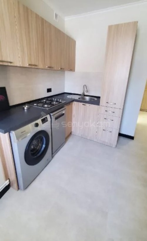 1 Սենյականոց Բնակարան Քարե Շենքում, 45քմ, 2/5 հարկ, Կապիտալ Վերանորոգված, Կահավորված, Արևկող