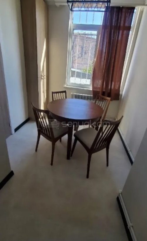 1 Սենյականոց Բնակարան Քարե Շենքում, 45քմ, 2/5 հարկ, Կապիտալ Վերանորոգված, Կահավորված, Արևկող