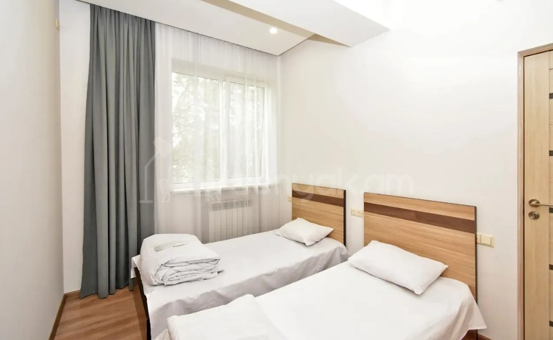 3 Սենյականոց Բնակարան, 72քմ, 2/6 հարկ, Կապիտալ Վերանորոգված, Կահավորված