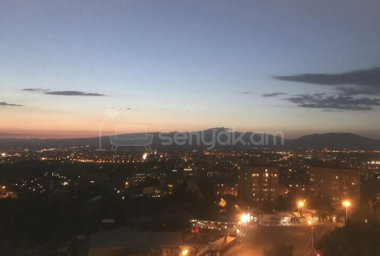 2 Սենյականոց Բնակարան, 68քմ, 9/12 հարկ, Դիզայներական Վերանորոգված, Կահավորված, Արևկող