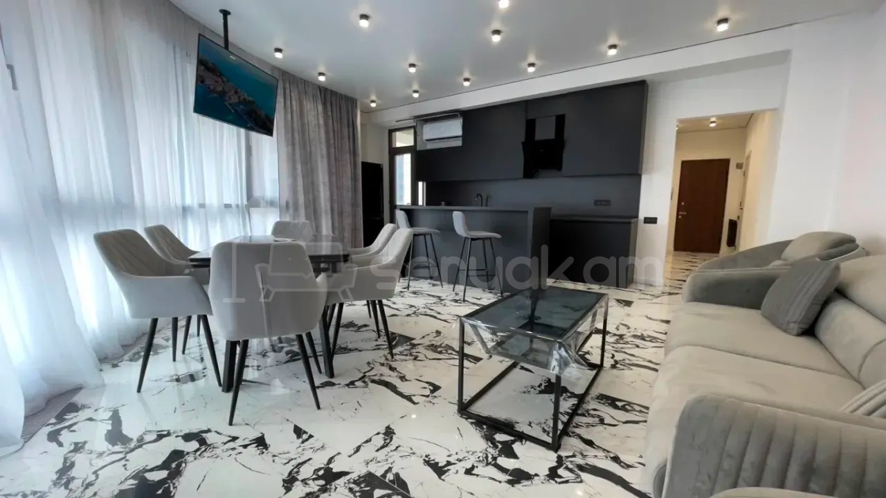 3 Սենյականոց Բնակարան Նորակառույցում, 75քմ, 3/18 հարկ, Դիզայներական Վերանորոգված, Կահավորված