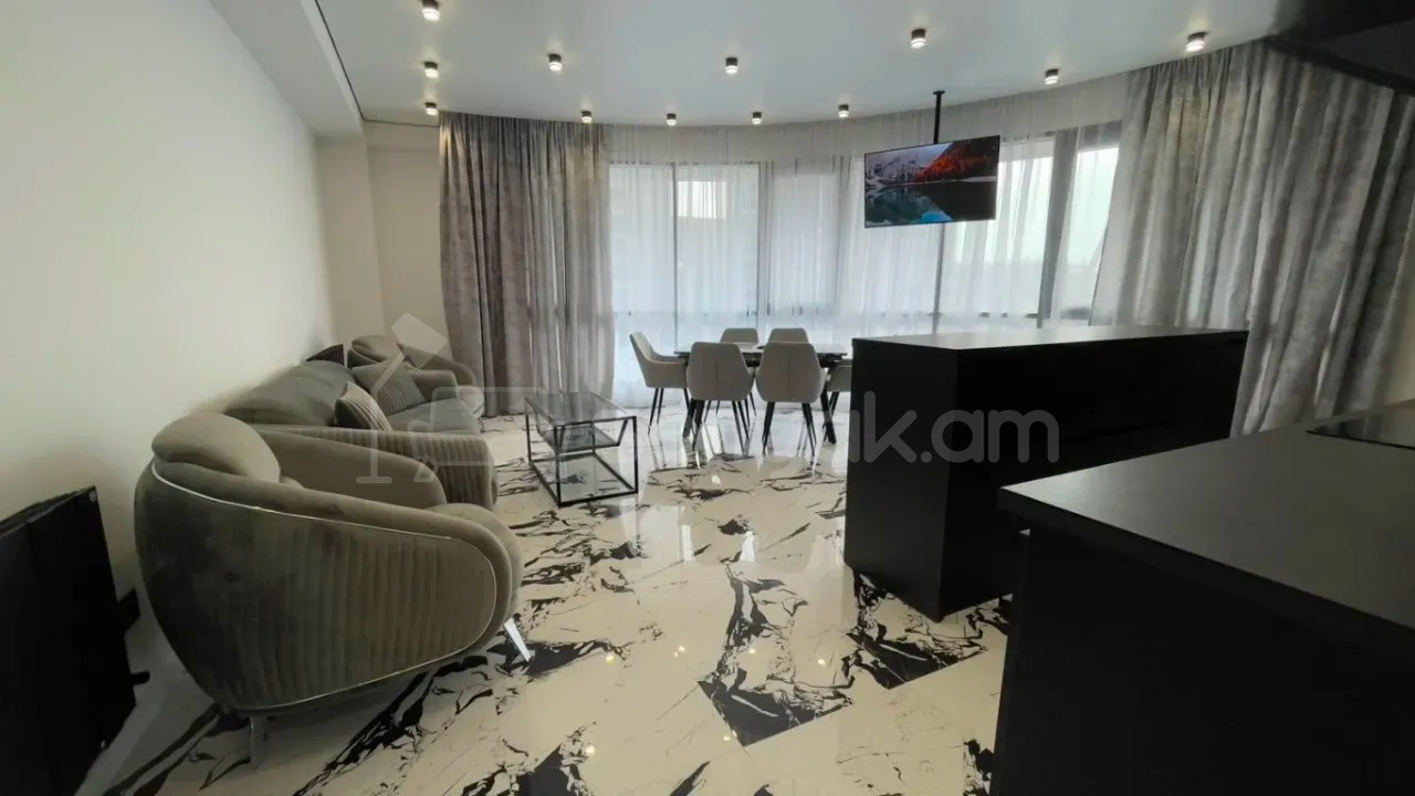 3 Սենյականոց Բնակարան Նորակառույցում, 75քմ, 3/18 հարկ, Դիզայներական Վերանորոգված, Կահավորված