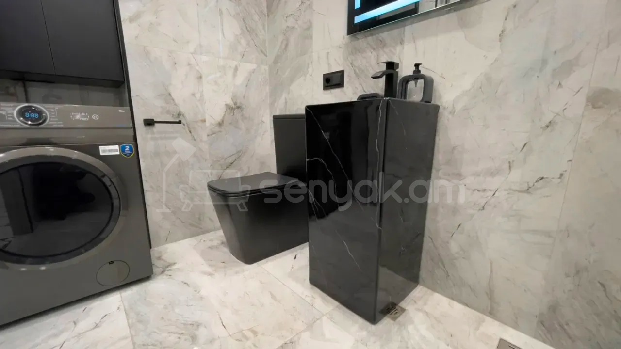 3 Սենյականոց Բնակարան Նորակառույցում, 75քմ, 3/18 հարկ, Դիզայներական Վերանորոգված, Կահավորված