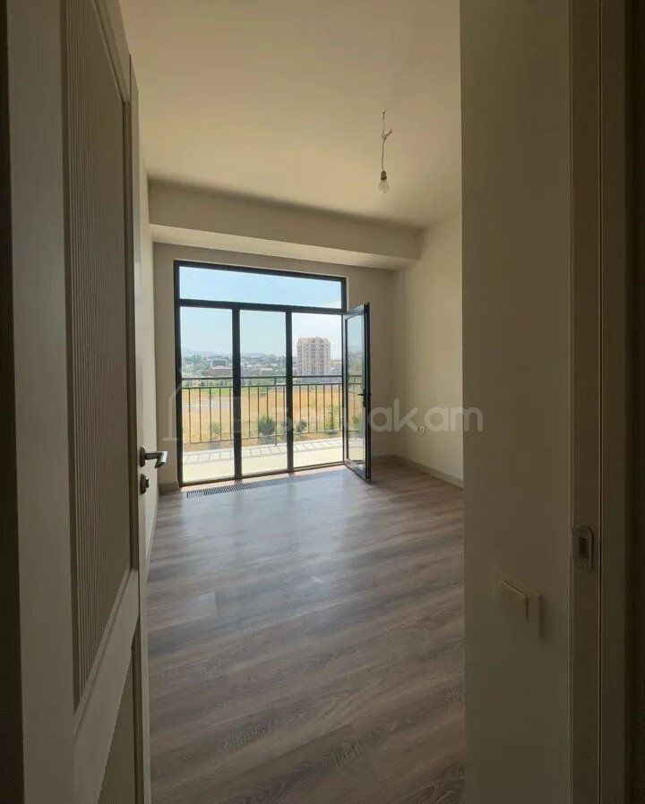 2 Սենյականոց Բնակարան Նորակառույցում, 55քմ, 10/11 հարկ, Կապիտալ Վերանորոգված