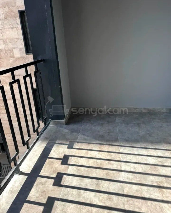 4 Սենյականոց Բնակարան Նորակառույցում, 112քմ, 10/16 հարկ, Կապիտալ Վերանորոգված