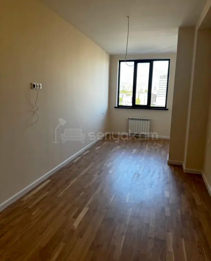 4 Սենյականոց Բնակարան Նորակառույցում, 112քմ, 10/16 հարկ, Կապիտալ Վերանորոգված