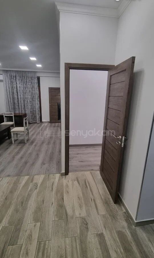 3 Սենյականոց Բնակարան Նորակառույցում, 71քմ, 6/12 հարկ, Կապիտալ Վերանորոգված