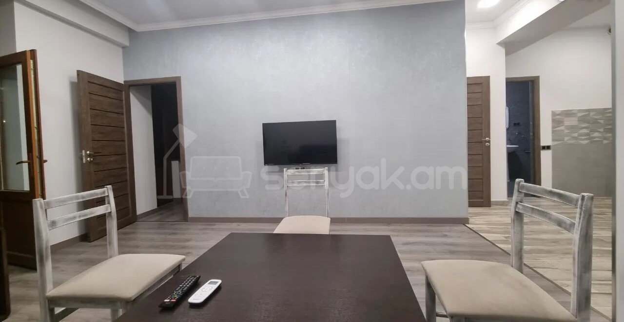 3 Սենյականոց Բնակարան Նորակառույցում, 71քմ, 6/12 հարկ, Կապիտալ Վերանորոգված