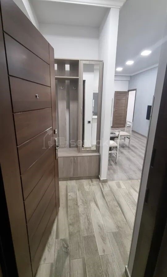 3 Սենյականոց Բնակարան Նորակառույցում, 71քմ, 6/12 հարկ, Կապիտալ Վերանորոգված