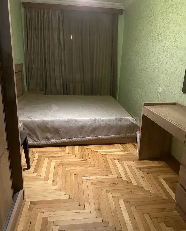 3 Սենյականոց Բնակարան, 75քմ, 2/4 հարկ, Նորմալ Վիճակում