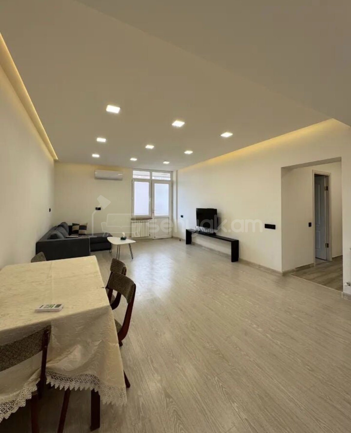 3 Սենյականոց Բնակարան Նորակառույցում, 89քմ, 9/10 հարկ, Դիզայներական Վերանորոգված