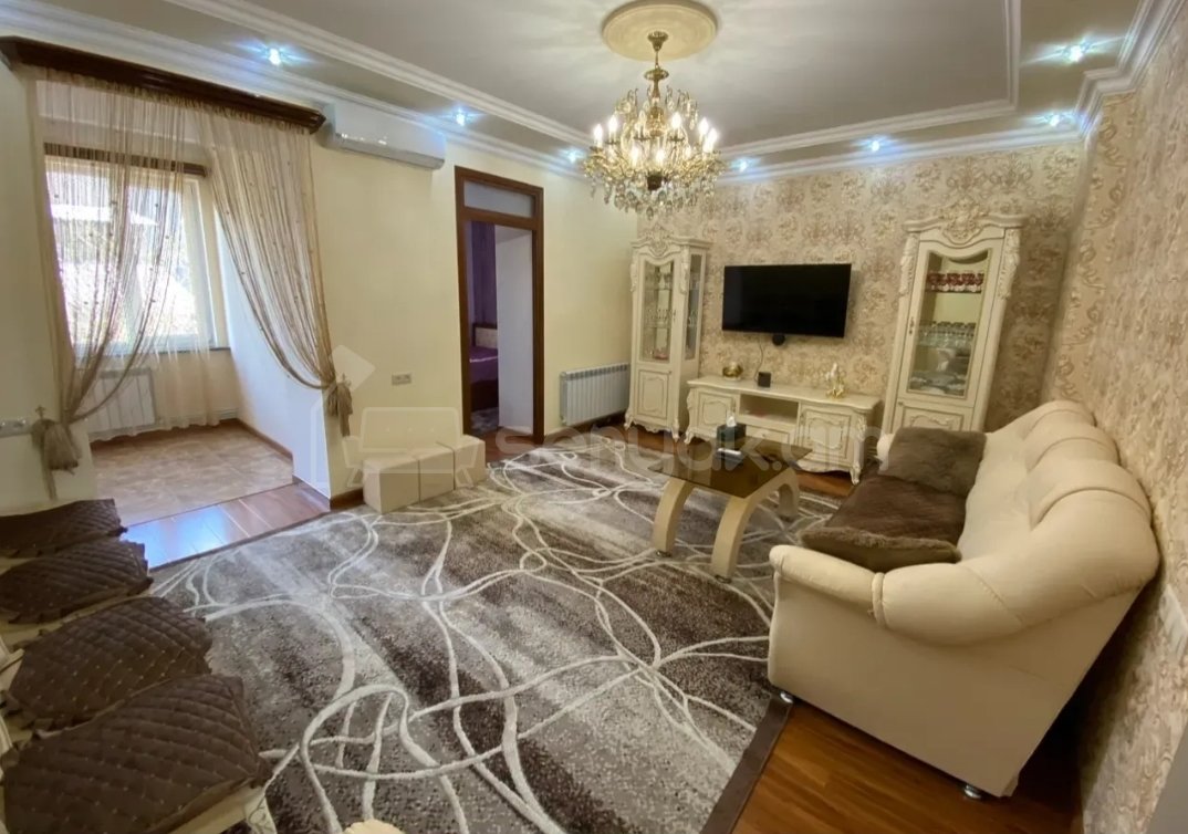 3 Սենյականոց Բնակարան Քարե Շենքում, 73քմ, 2/4 հարկ, Կապիտալ Վերանորոգված, Կահավորված, Արևկող