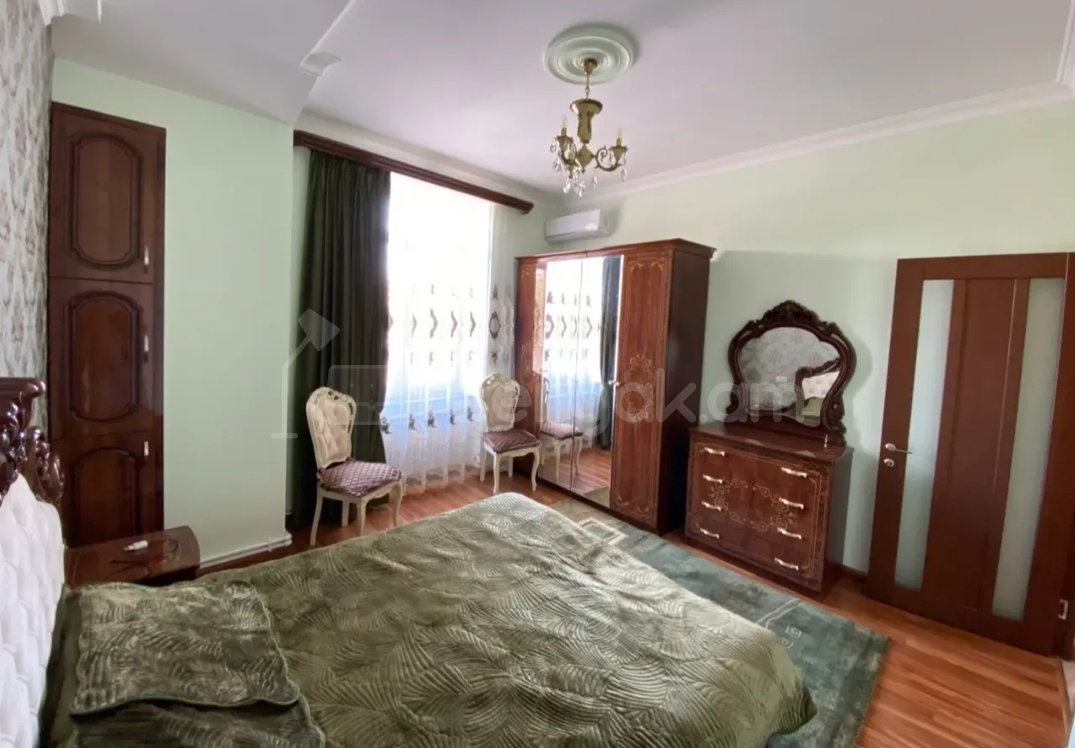 3 Սենյականոց Բնակարան Քարե Շենքում, 73քմ, 2/4 հարկ, Կապիտալ Վերանորոգված, Կահավորված, Արևկող