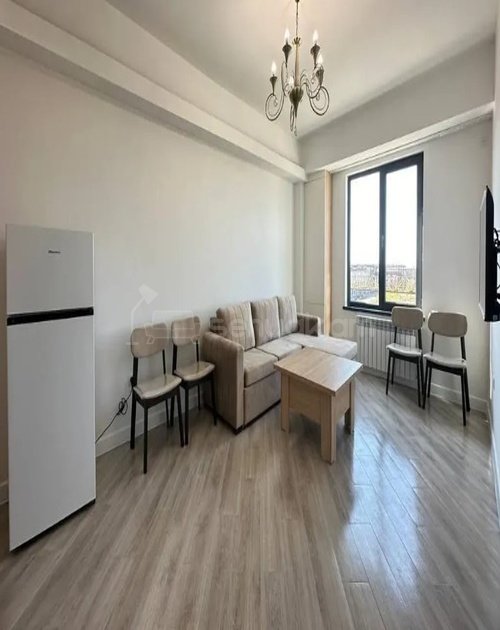 2 Սենյականոց Բնակարան, 45քմ, 7/12 հարկ, Կապիտալ Վերանորոգված, Կահավորված, Արևկող