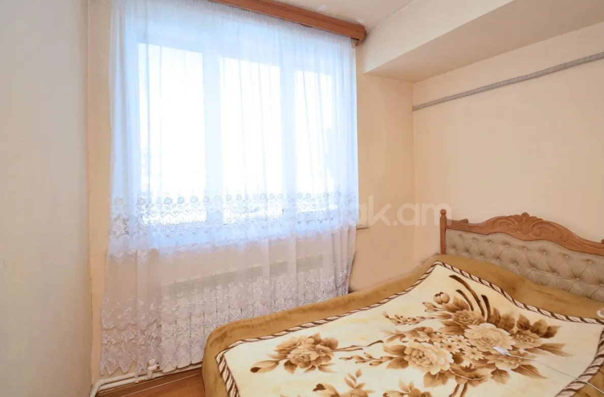 7 Սենյականոց Բնակարան Քարե Շենքում, 55քմ, 5/5 հարկ, Զրոյական Վիճակում