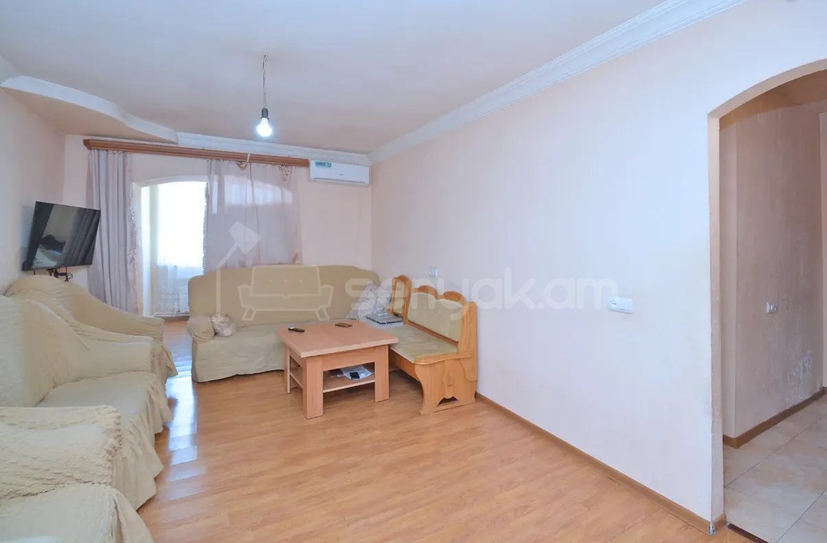 7 Սենյականոց Բնակարան Քարե Շենքում, 55քմ, 5/5 հարկ, Զրոյական Վիճակում