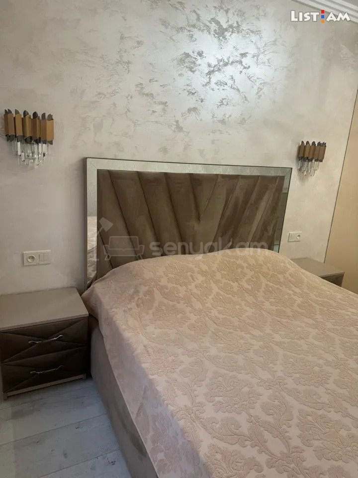 2 Սենյականոց Բնակարան Քարե Շենքում, 60քմ, 2/5 հարկ, Կապիտալ Վերանորոգված