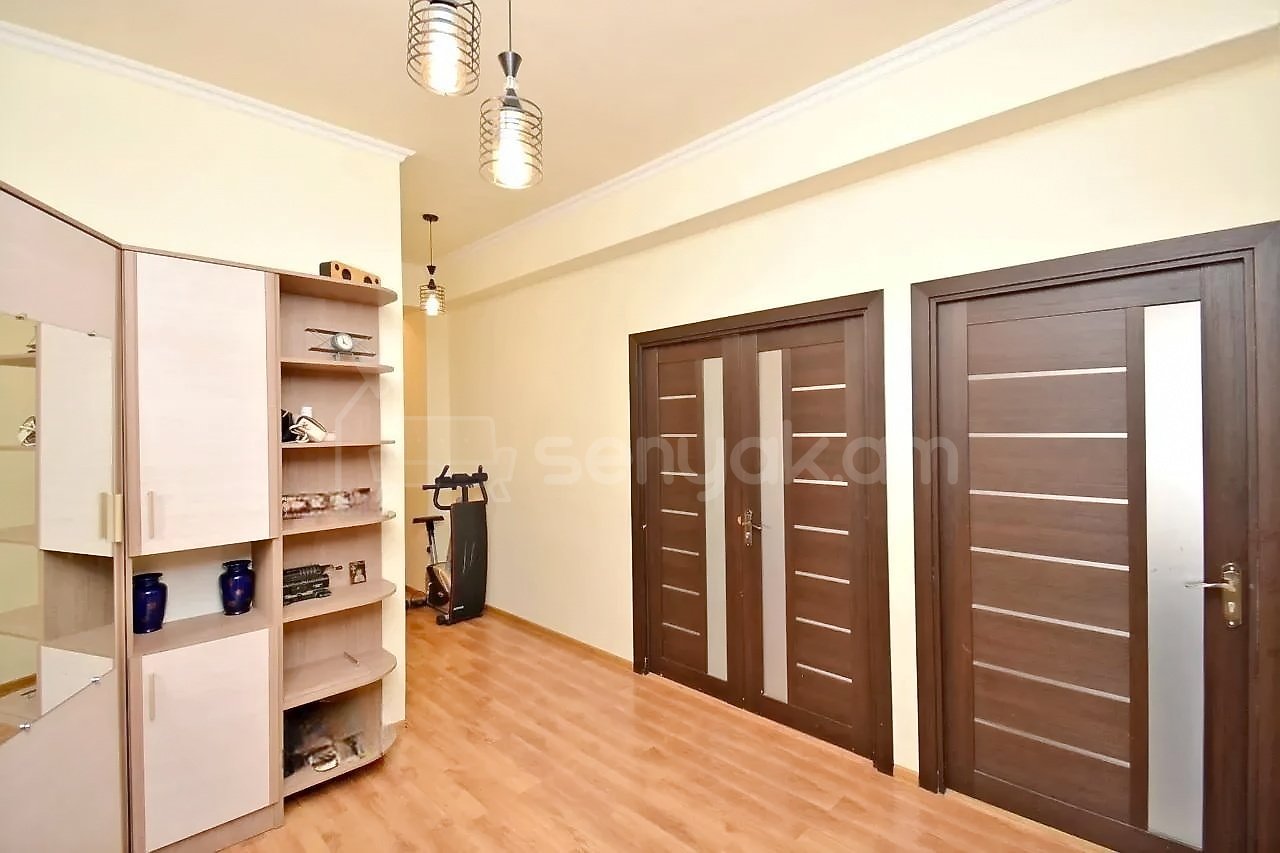 3 Սենյականոց Բնակարան Նորակառույցում, 95քմ, 5/15 հարկ, Կապիտալ Վերանորոգված