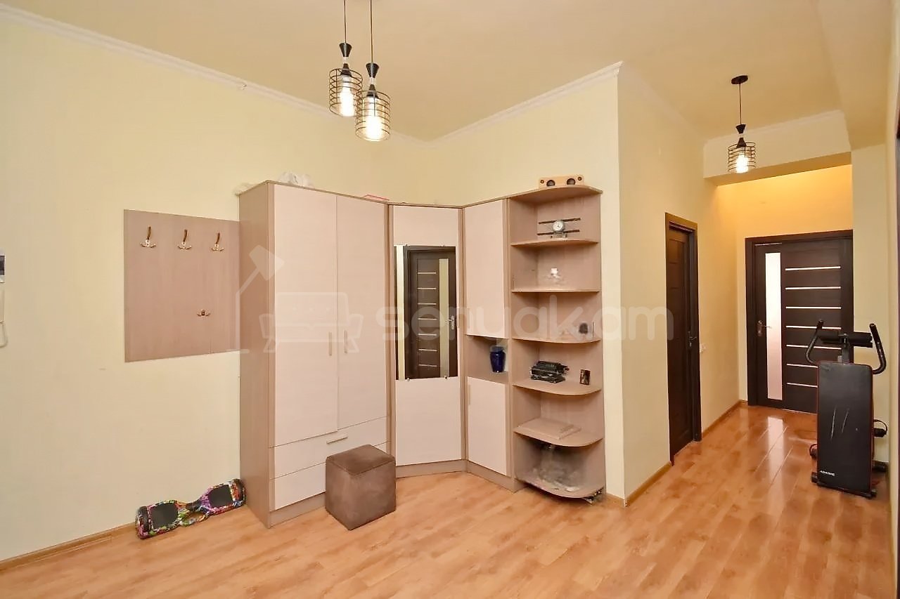 3 Սենյականոց Բնակարան Նորակառույցում, 95քմ, 5/15 հարկ, Կապիտալ Վերանորոգված