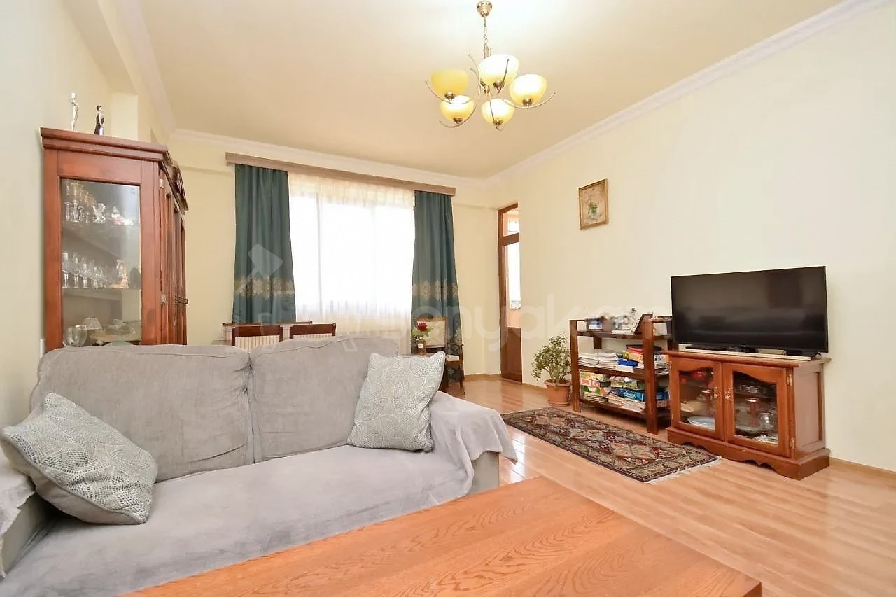 3 Սենյականոց Բնակարան Նորակառույցում, 95քմ, 5/15 հարկ, Կապիտալ Վերանորոգված