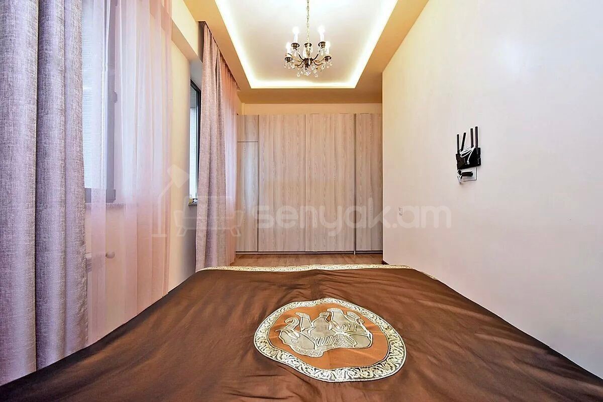 4 Սենյականոց Բնակարան Նորակառույցում, 115քմ, 13/18 հարկ, Կապիտալ Վերանորոգված