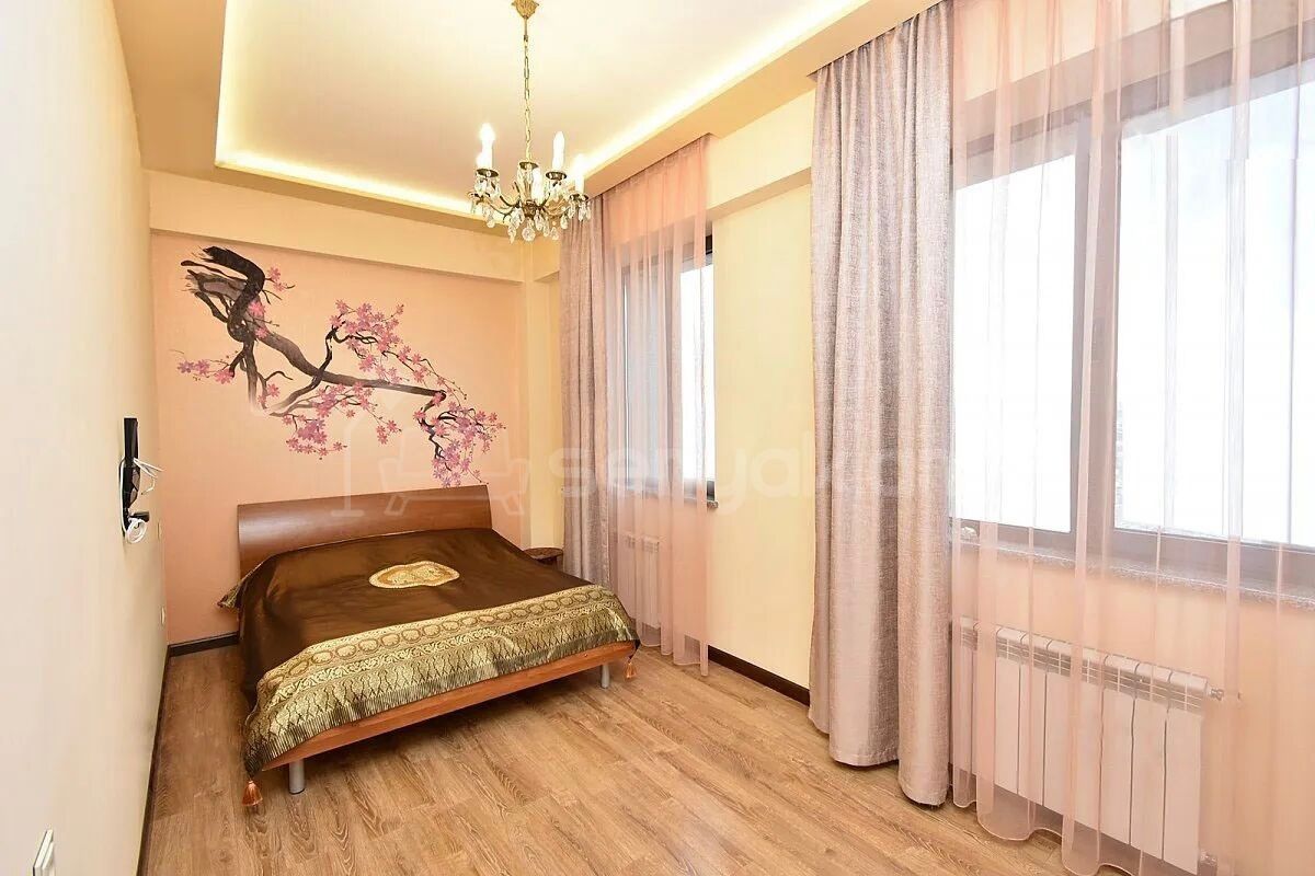 4 Սենյականոց Բնակարան Նորակառույցում, 115քմ, 13/18 հարկ, Կապիտալ Վերանորոգված