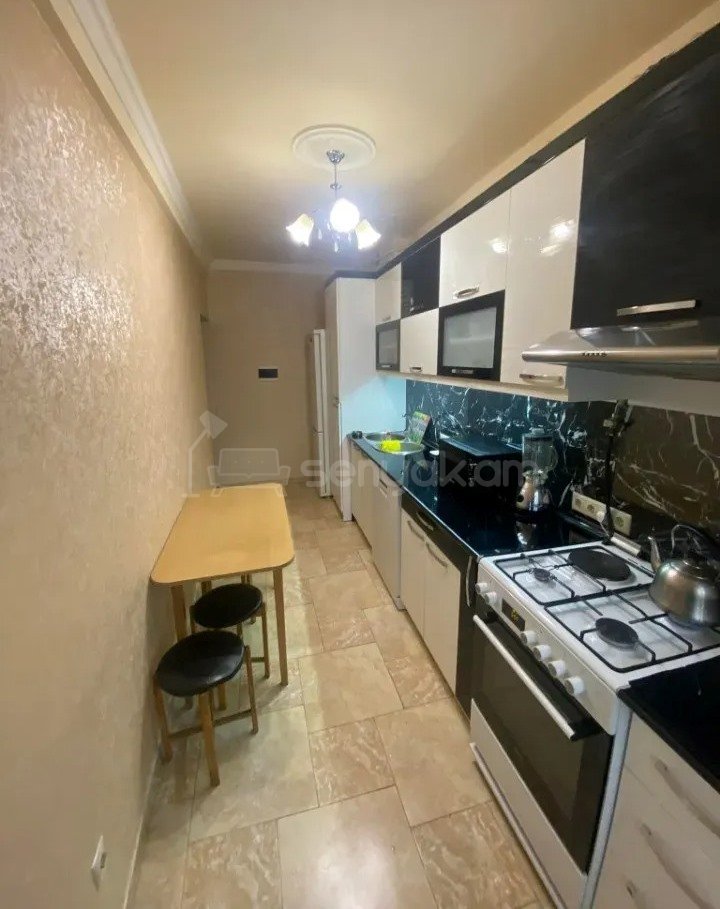 3 Սենյականոց Բնակարան, 78քմ, 6/9 հարկ, Կապիտալ Վերանորոգված