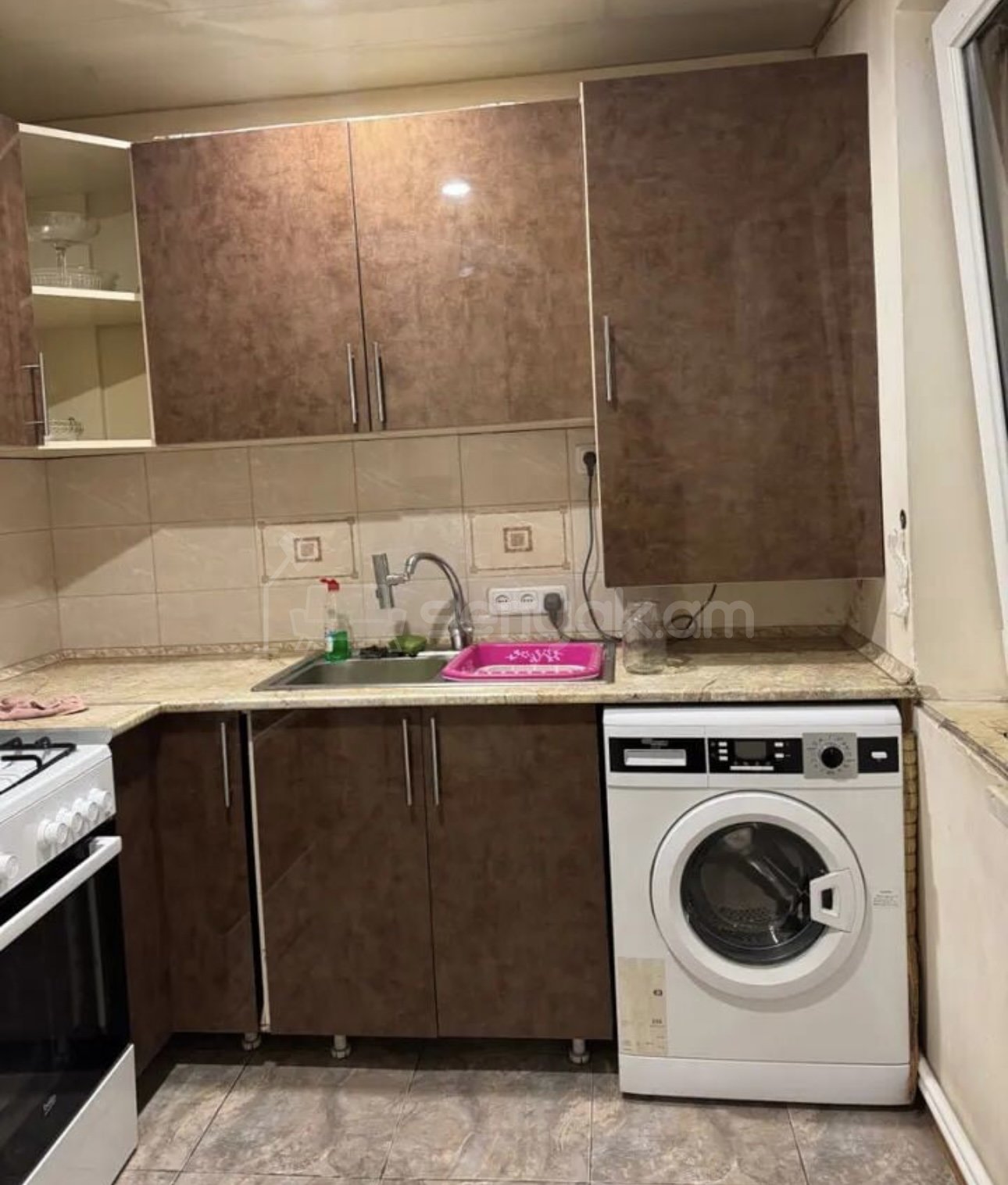 2 Սենյականոց Բնակարան, 70քմ, 1/5 հարկ, Նորմալ Վիճակում, Կահավորված, Արևկող