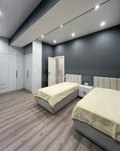 3 Սենյականոց Բնակարան, 76քմ, 14/21 հարկ, Կապիտալ Վերանորոգված, Կահավորված, Արևկող