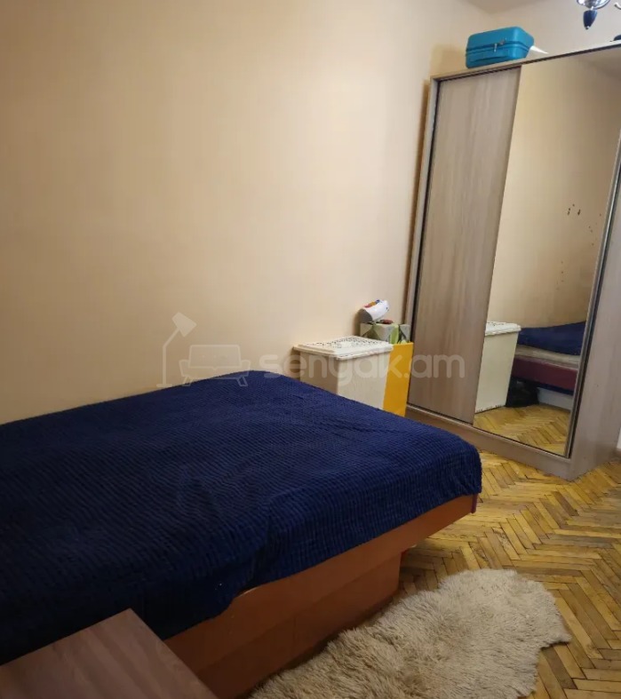 3 Սենյականոց Բնակարան Քարե Շենքում, 78քմ, 3/5 հարկ, Կապիտալ Վերանորոգված