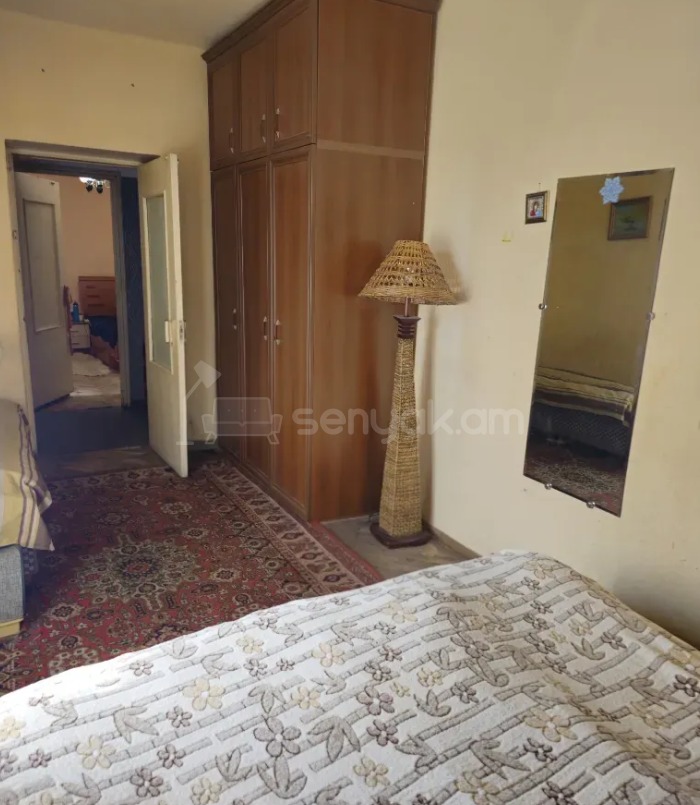 3 Սենյականոց Բնակարան Քարե Շենքում, 78քմ, 3/5 հարկ, Կապիտալ Վերանորոգված