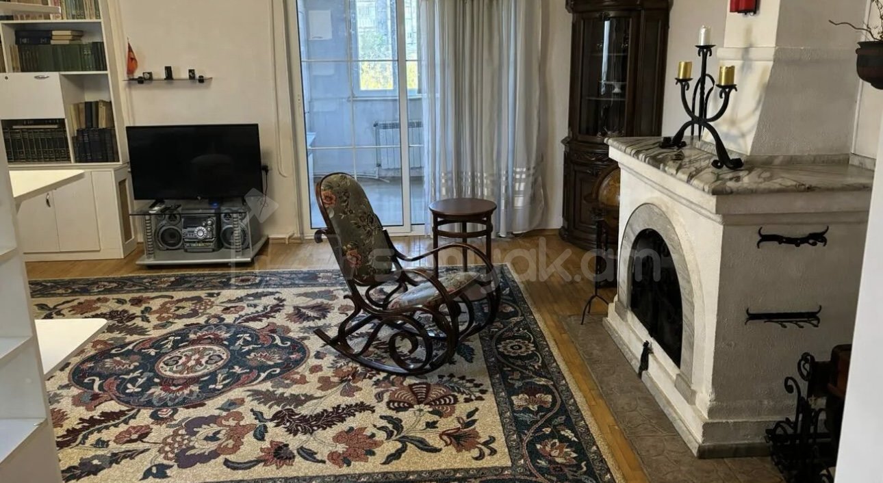 3 Սենյականոց Բնակարան Քարե Շենքում, 89քմ, 5/5 հարկ, Դիզայներական Վերանորոգված, Կահավորված, Արևկող