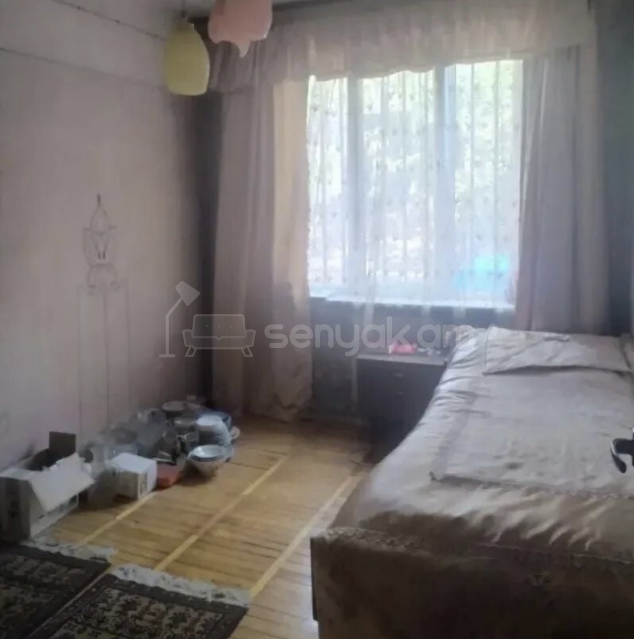 3 Սենյականոց Բնակարան, 80քմ, 1/9 հարկ, Նորմալ Վիճակում, Մասամբ Կահավորված