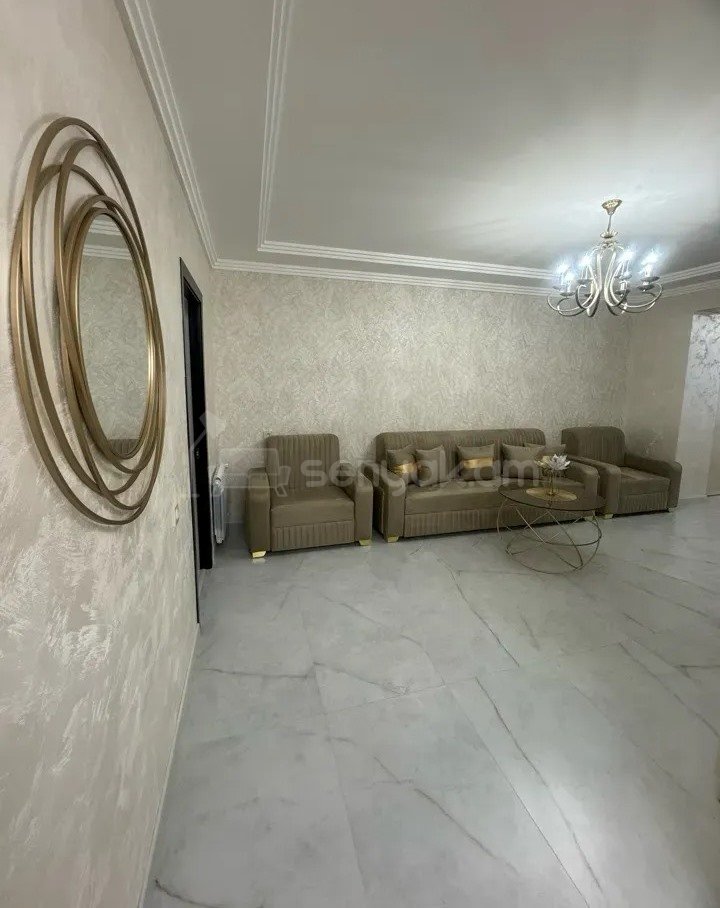 2 Սենյականոց Բնակարան Քարե Շենքում, 60քմ, 2/5 հարկ, Կապիտալ Վերանորոգված