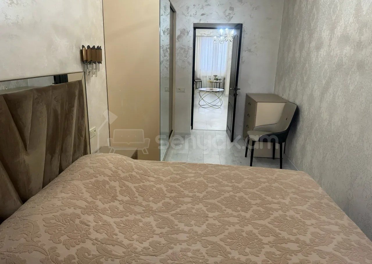 2 Սենյականոց Բնակարան Քարե Շենքում, 60քմ, 2/5 հարկ, Կապիտալ Վերանորոգված