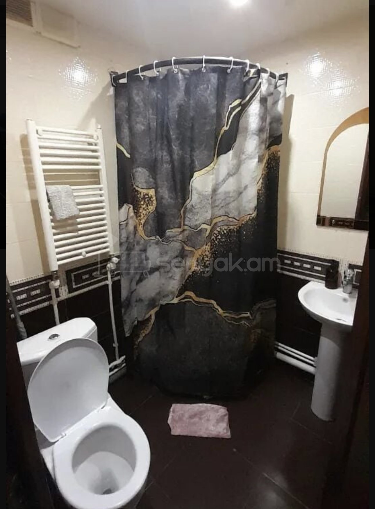 3 Սենյականոց Բնակարան Քարե Շենքում, 65քմ, 3/5 հարկ, Դիզայներական Վերանորոգված, Կահավորված