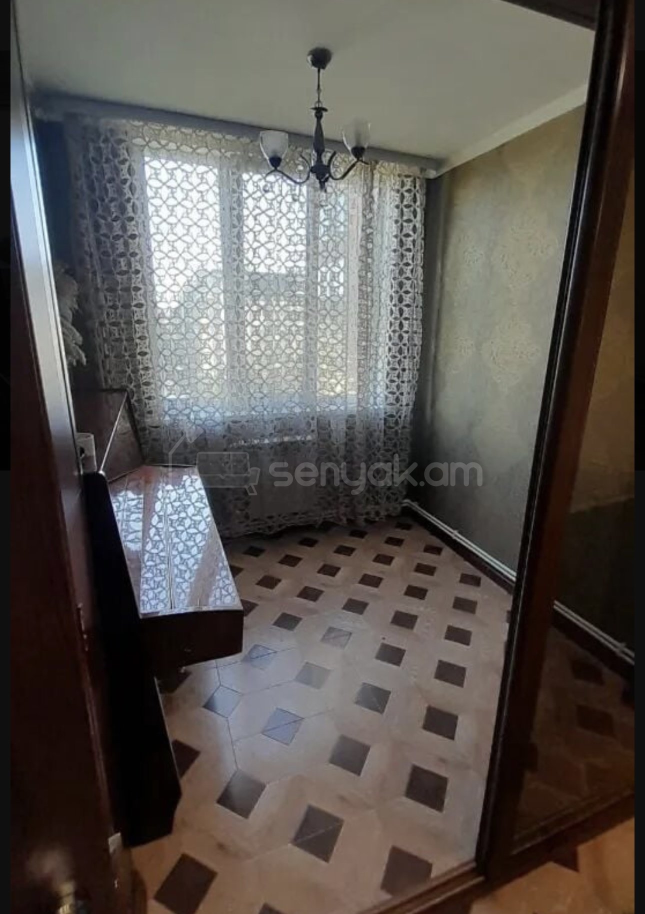 3 Սենյականոց Բնակարան Քարե Շենքում, 65քմ, 3/5 հարկ, Դիզայներական Վերանորոգված, Կահավորված