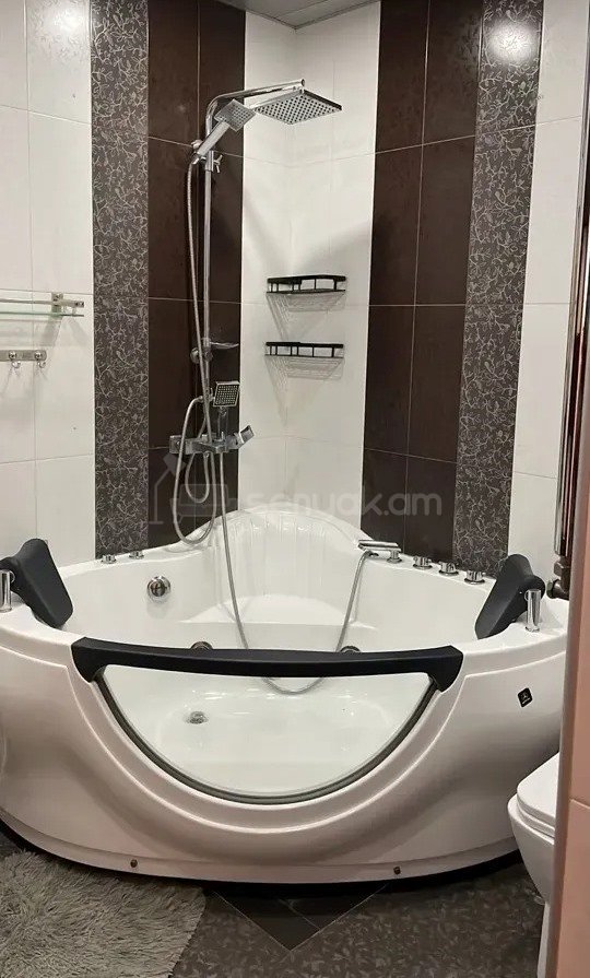 2 Սենյականոց Բնակարան Նորակառույցում, 53քմ, 2/11 հարկ, Կապիտալ Վերանորոգված