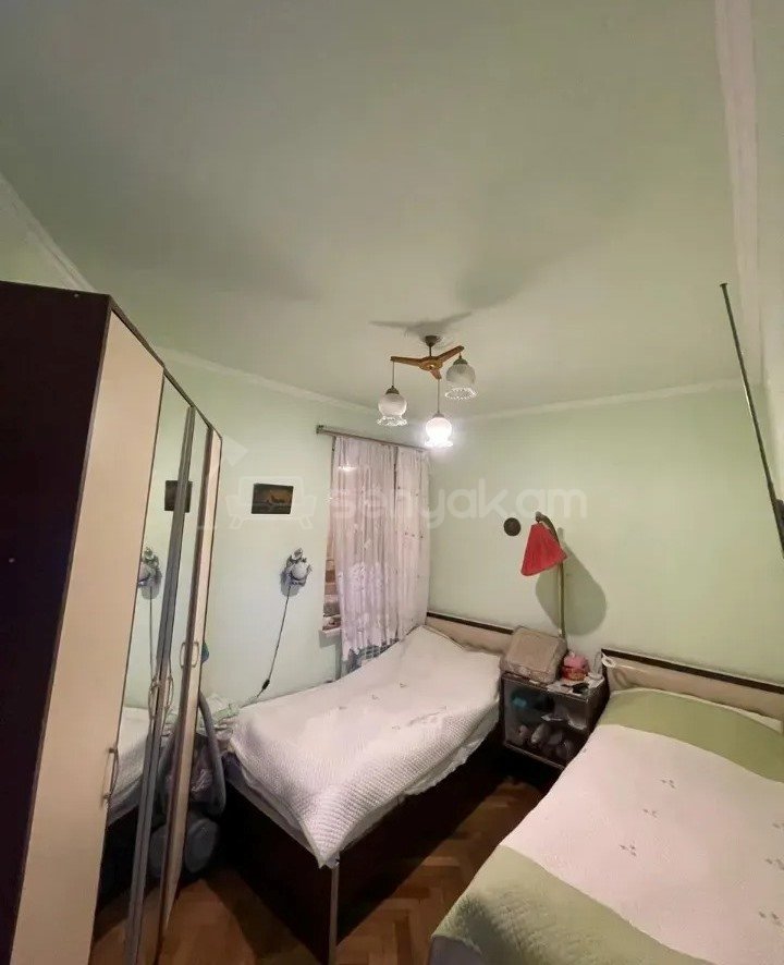 3 Սենյականոց Բնակարան, 98քմ, 10/16 հարկ, Նորմալ Վիճակում