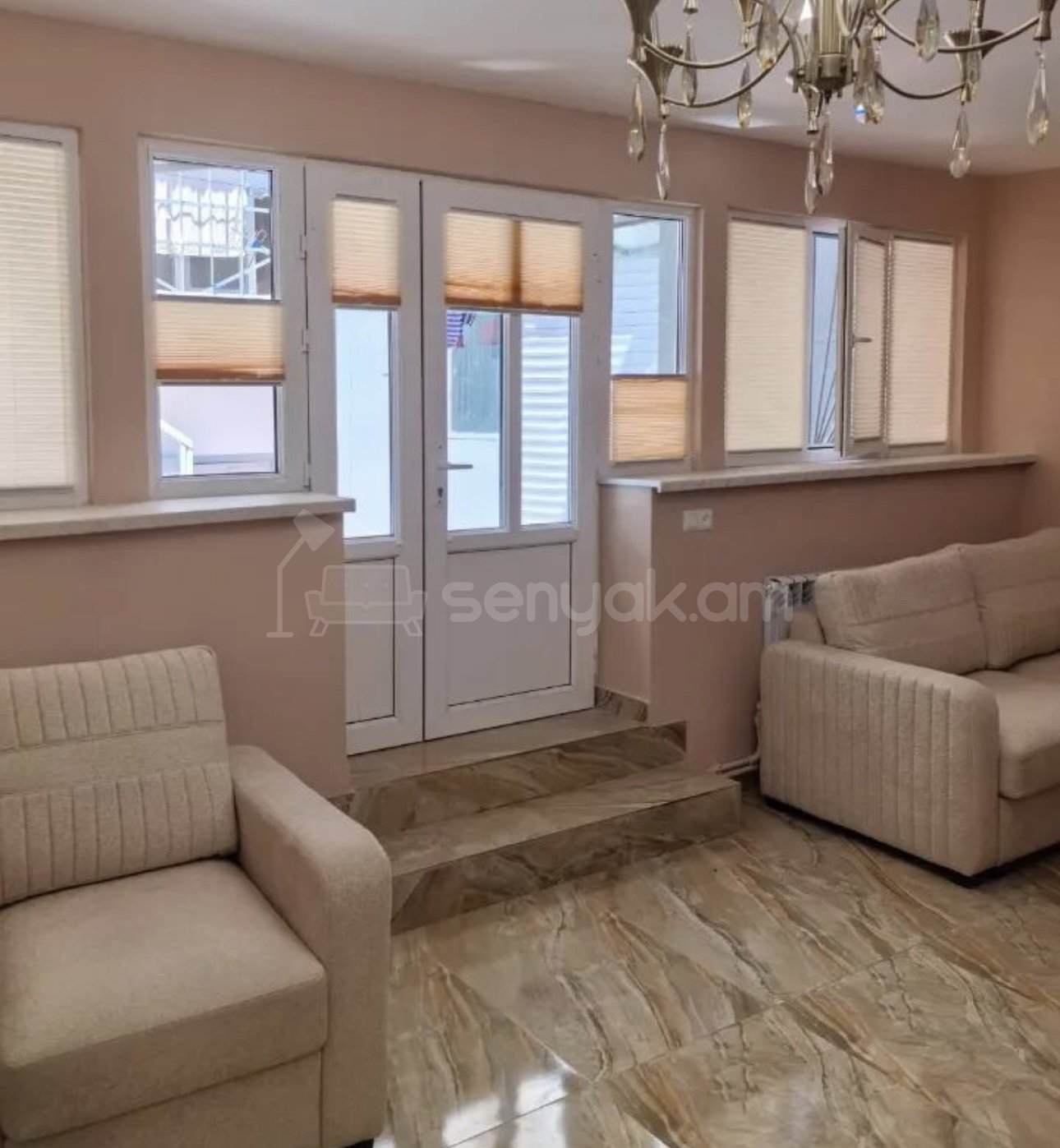 2 Սենյականոց Բնակարան Քարե Շենքում, 67քմ, 1/1 հարկ, Դիզայներական Վերանորոգված, Կահավորված, Արևկող