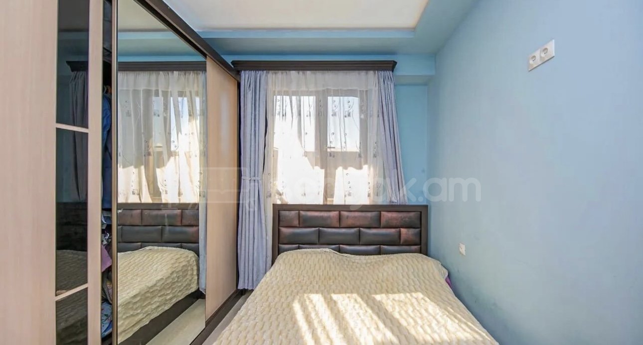 2 Սենյականոց Բնակարան, 50քմ, 7/8 հարկ, Նորմալ Վիճակում, Կահավորված, Արևկող