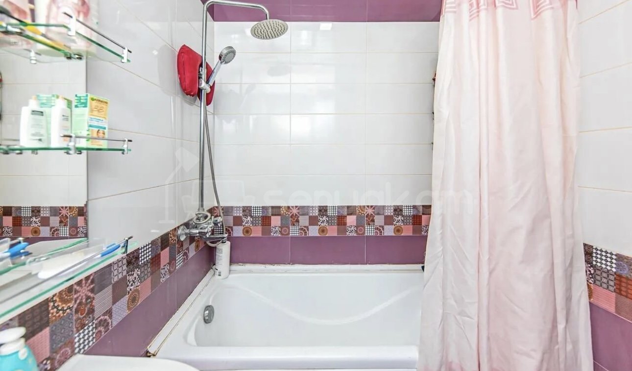 2 Սենյականոց Բնակարան, 50քմ, 7/8 հարկ, Նորմալ Վիճակում, Կահավորված, Արևկող