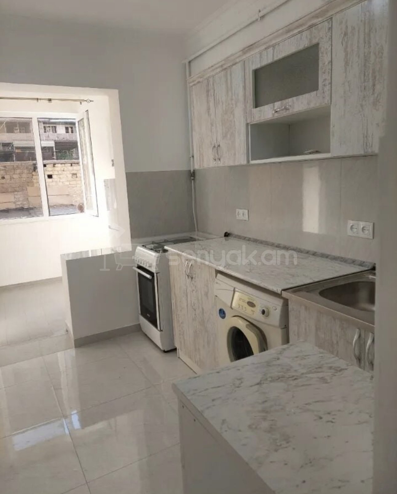 1 Սենյականոց Բնակարան, 50քմ, 2/9 հարկ, Կապիտալ Վերանորոգված, Կահավորված