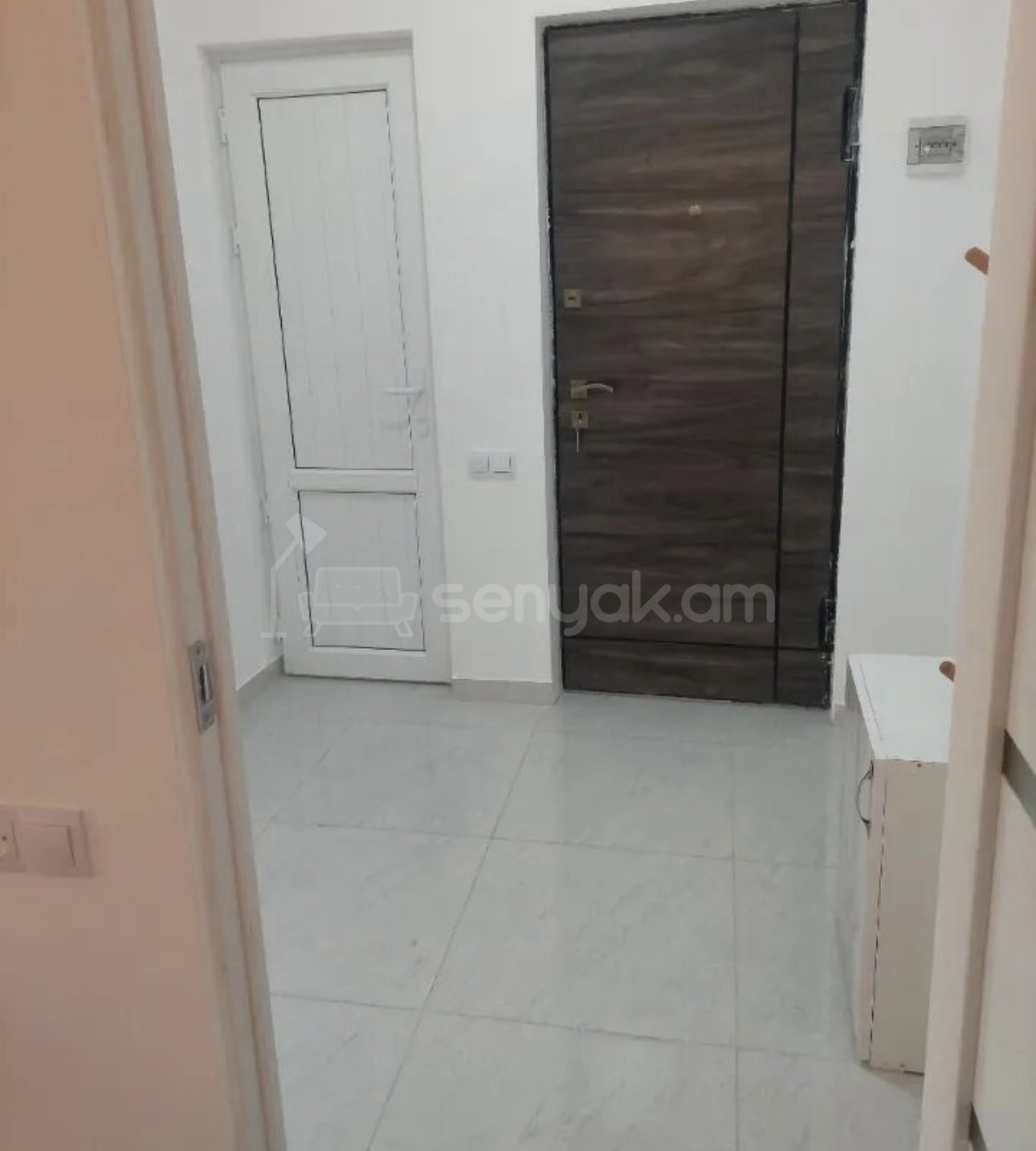 1 Սենյականոց Բնակարան, 50քմ, 2/9 հարկ, Կապիտալ Վերանորոգված, Կահավորված