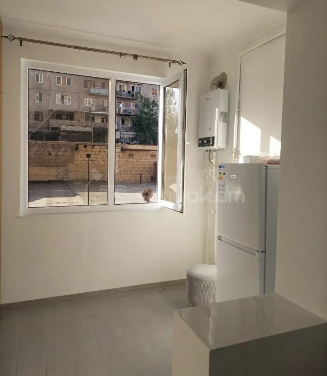 1 Սենյականոց Բնակարան, 50քմ, 2/9 հարկ, Կապիտալ Վերանորոգված, Կահավորված