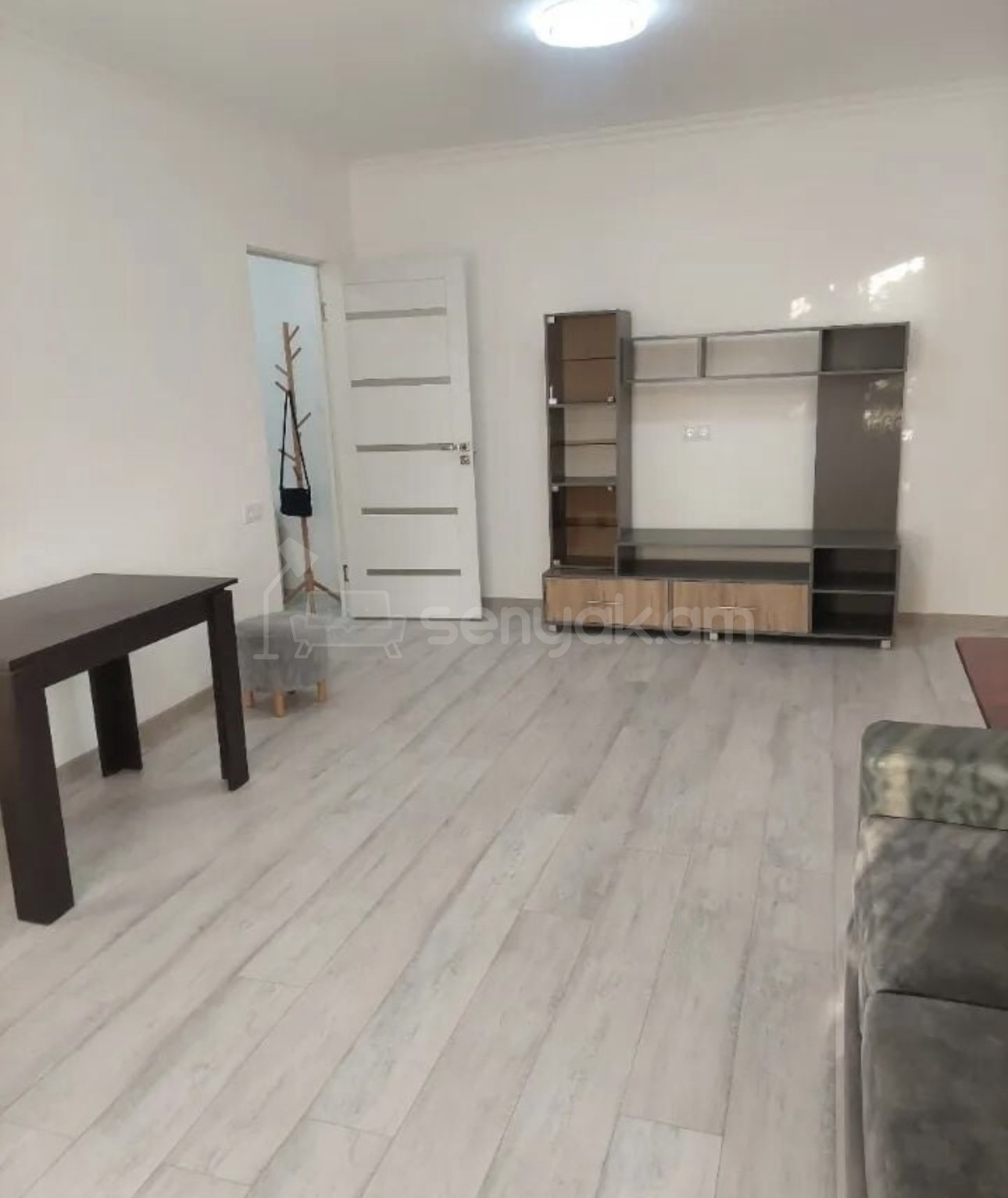 1 Սենյականոց Բնակարան, 50քմ, 2/9 հարկ, Կապիտալ Վերանորոգված, Կահավորված