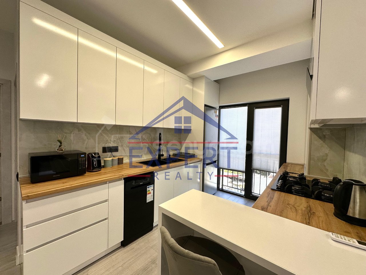 2 Սենյականոց Բնակարան Նորակառույցում, 52քմ, 4/8 հարկ, Դիզայներական Վերանորոգված, Կահավորված, Արևկող