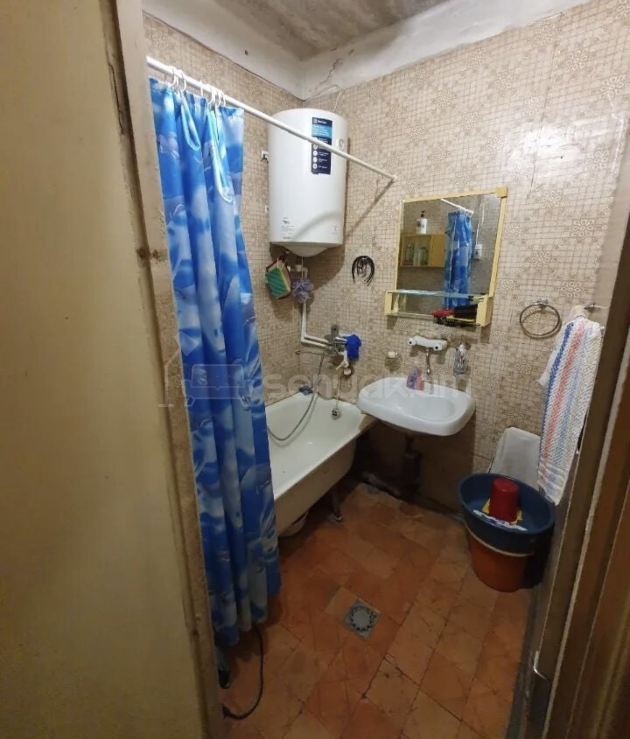 1 Սենյականոց Բնակարան, 52քմ, 2/9 հարկ, Նորմալ Վիճակում, Կահավորված, Արևկող