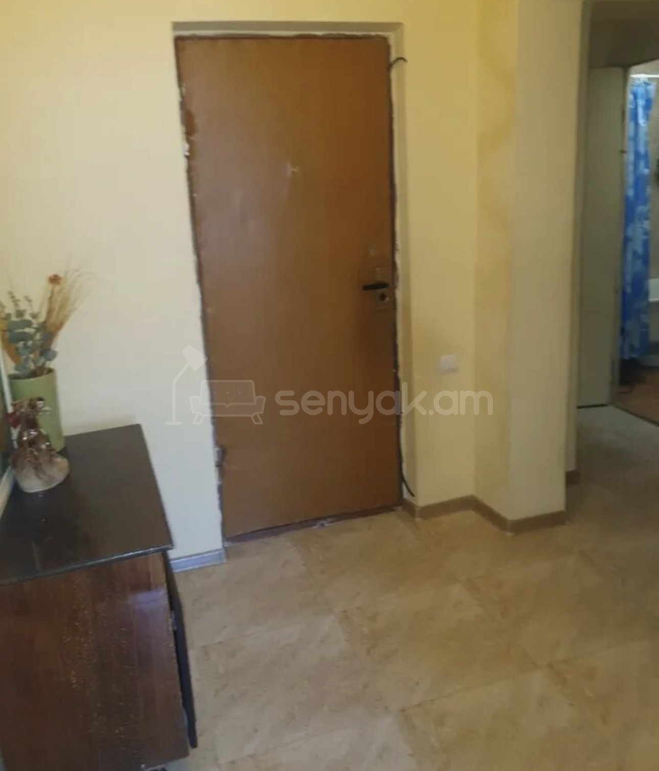 1 Սենյականոց Բնակարան, 52քմ, 2/9 հարկ, Նորմալ Վիճակում, Կահավորված, Արևկող